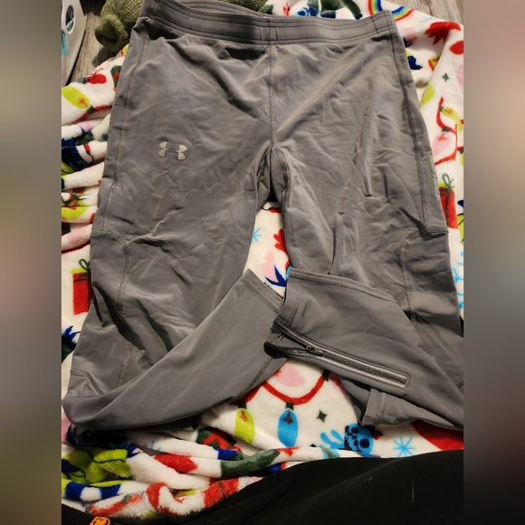 Under Armour Other - Mens under Armour compression leggings